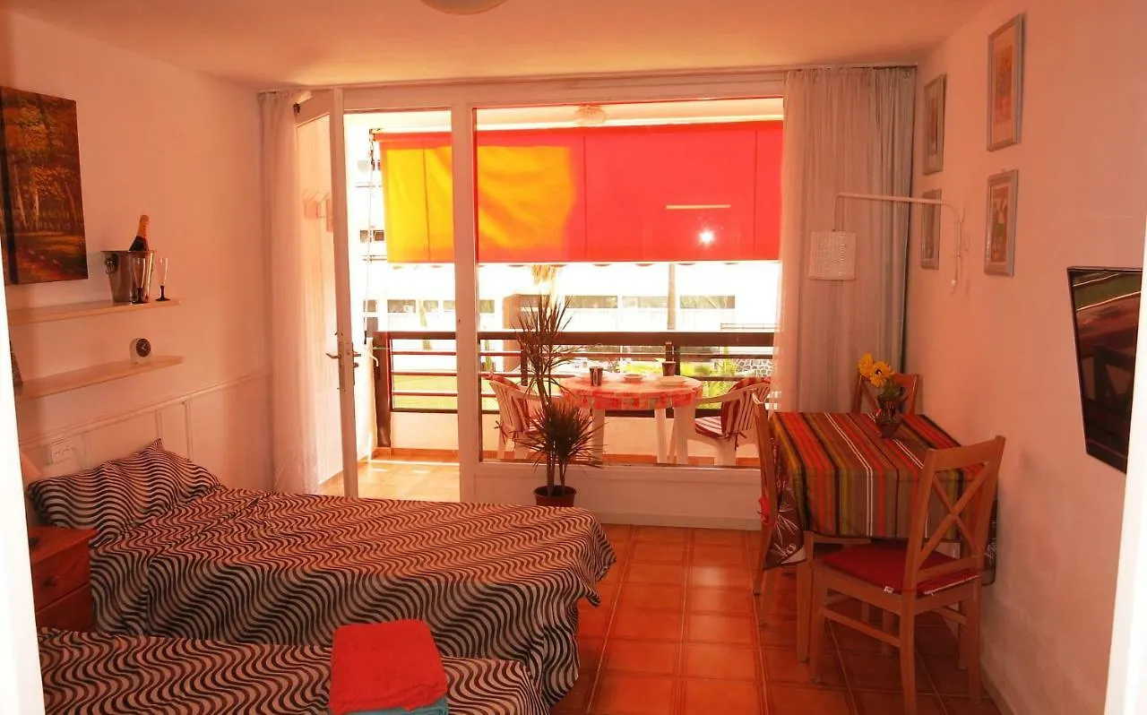 Studio In Perfect Location 플라야데라스아메리카스