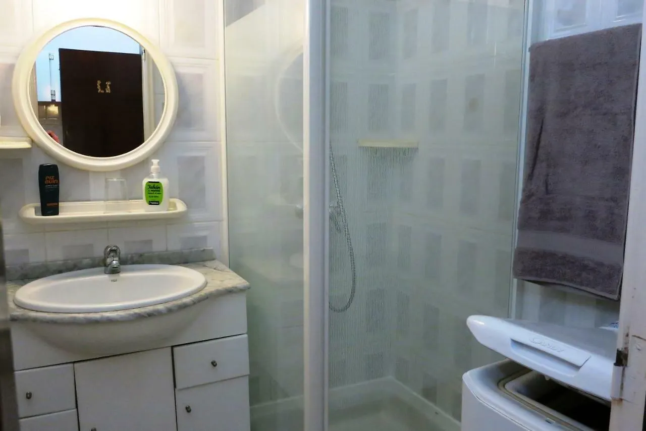 Studio In Perfect Location 플라야데라스아메리카스