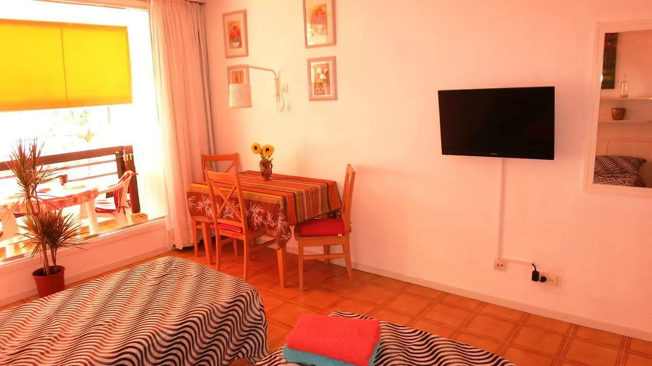 Studio In Perfect Location 플라야데라스아메리카스